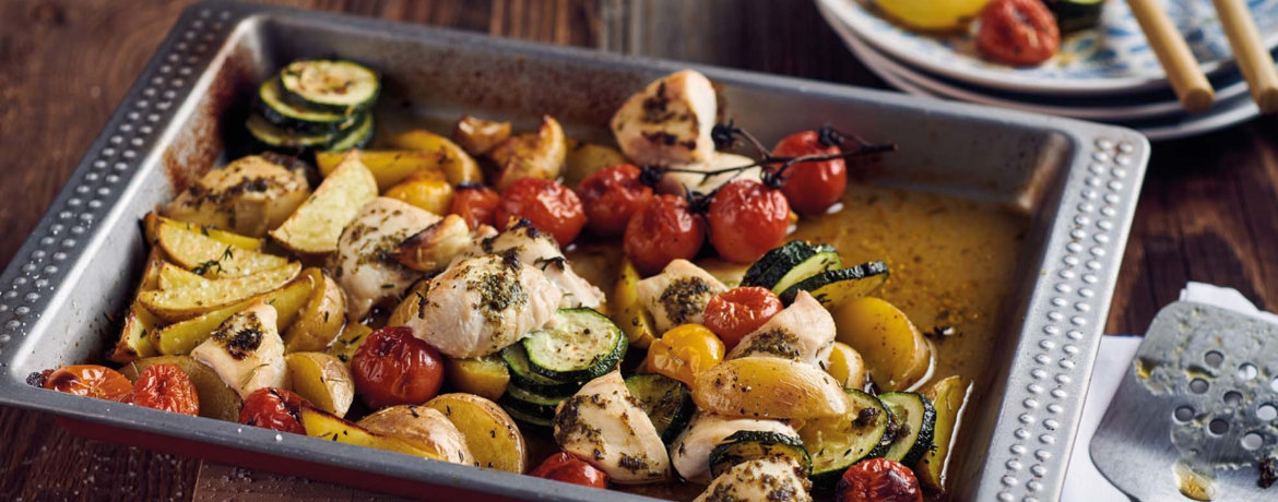 Mediterranes Hähnchen vom Blech mit Ofengemüse für 4 Personen von lidl-kochen.de