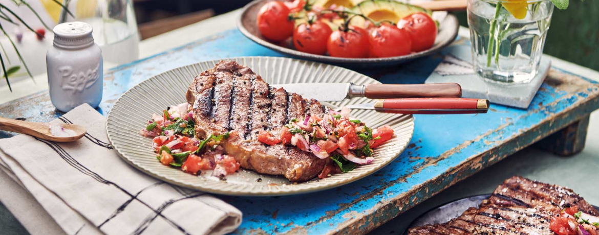 Langsam gegrilltes Rib-Eye-Steak für 4 Personen von lidl-kochen.de