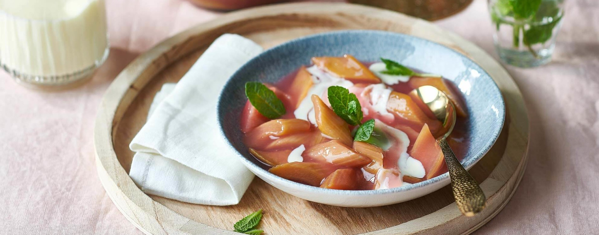 Rhabarberkompott mit Vanillesauce für 1 Personen von lidl-kochen.de