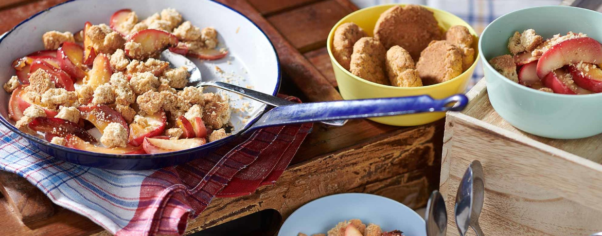 Apfel-Crumble aus der Pfanne zum Campen für 4 Personen von lidl-kochen.de