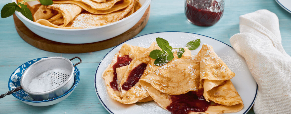 Pfannkuchen mit Marmelade und Puderzucker - Rezept | LIDL Kochen