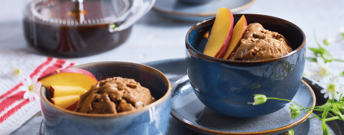 Kaffee-Eis mit Nektarine für 4 Personen von lidl-kochen.de