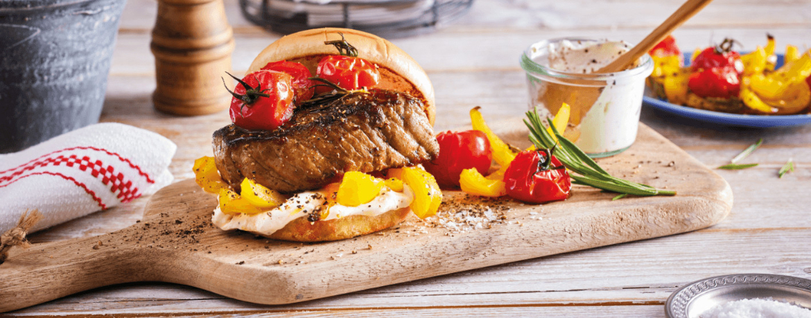 Mediterraner Burger mit Grillgemüse für 4 Personen von lidl-kochen.de