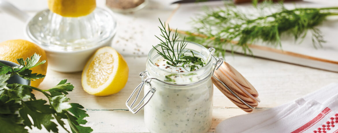 Kräuter-Joghurt-Salatdressing - Rezept | LIDL Kochen
