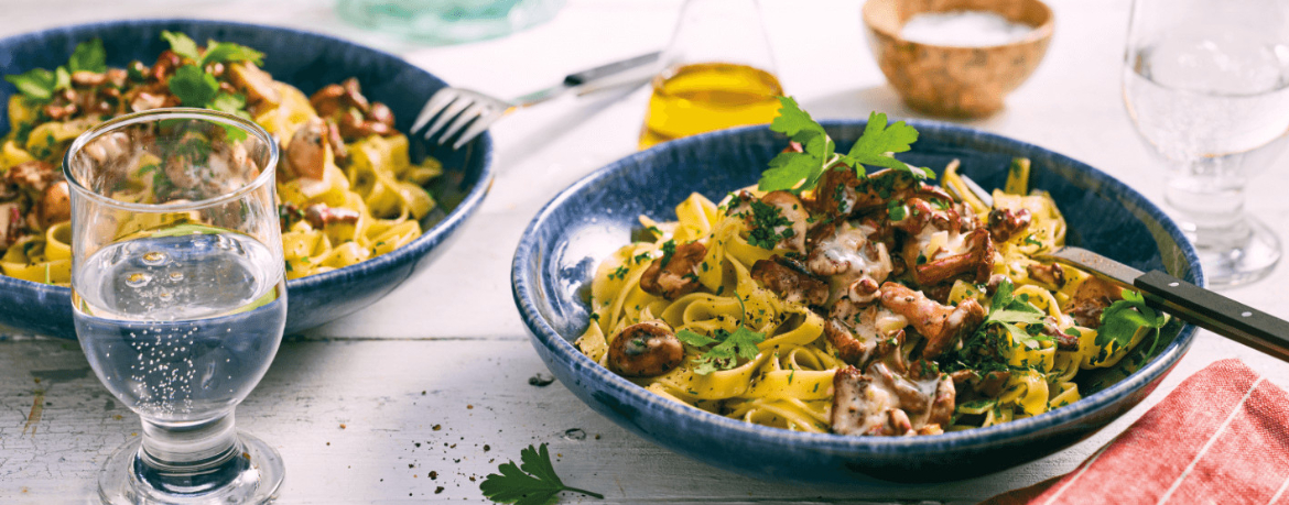 Rahmpilze auf frischen Petersilien-Tagliatelle für 4 Personen von lidl-kochen.de