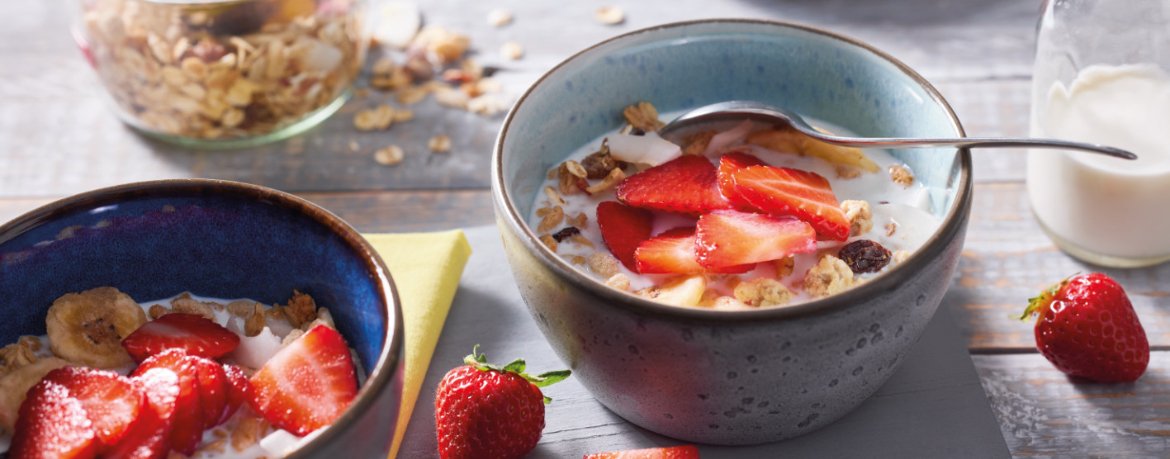 Knuspermüsli mit frischen Erdbeeren für 4 Personen von lidl-kochen.de