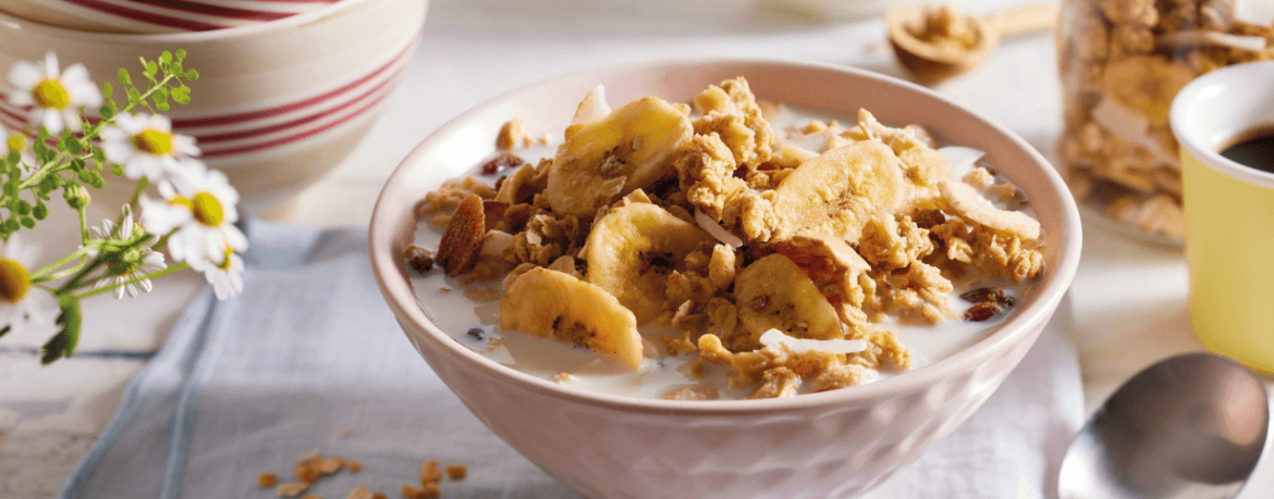 Früchte Knuspermüsli mit Sojadrink für 4 Personen von lidl-kochen.de