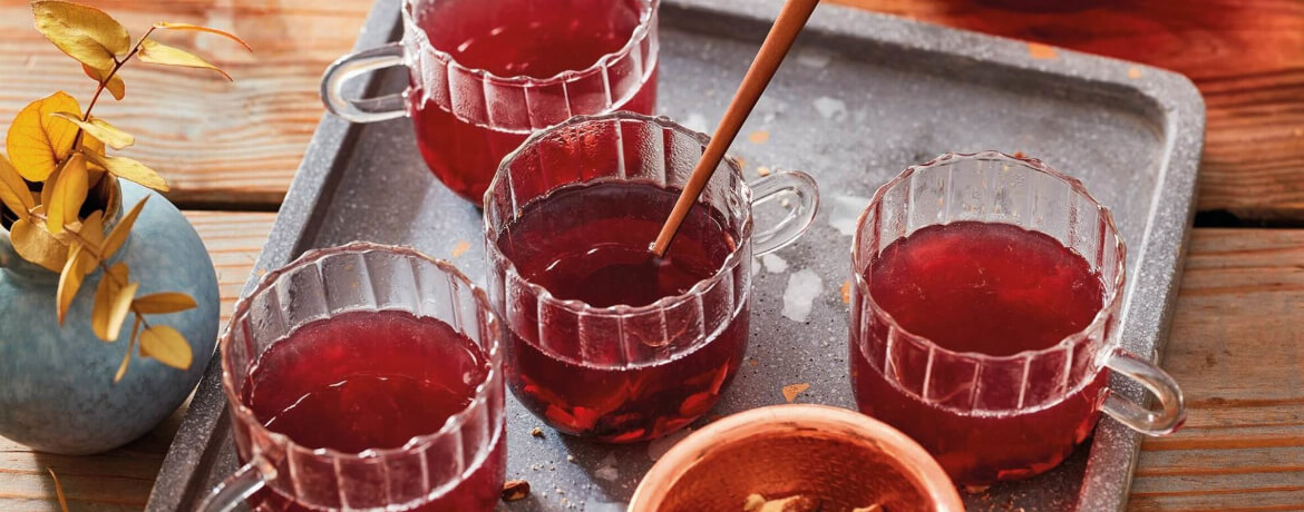 Glögg - Glühwein mit Rosinen und Mandeln für 4 Personen von lidl-kochen.de