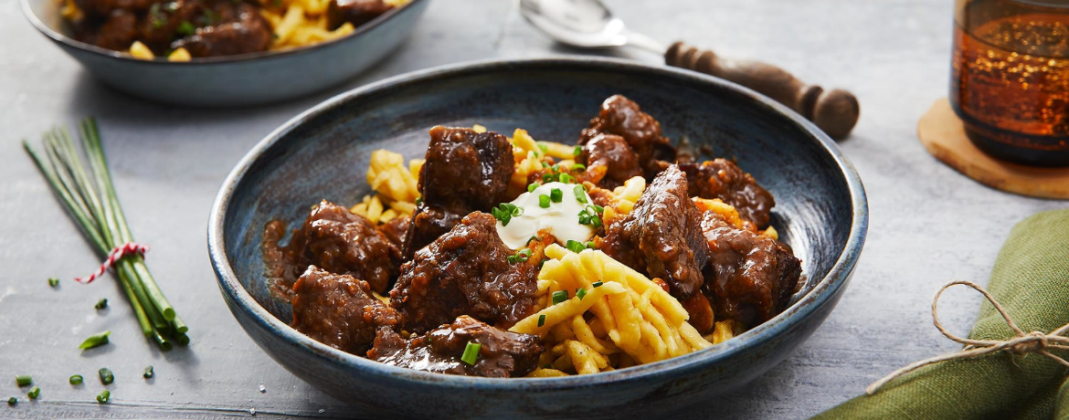 Einfaches Gulasch mit Spätzle - Monsieur Cuisine Rezept