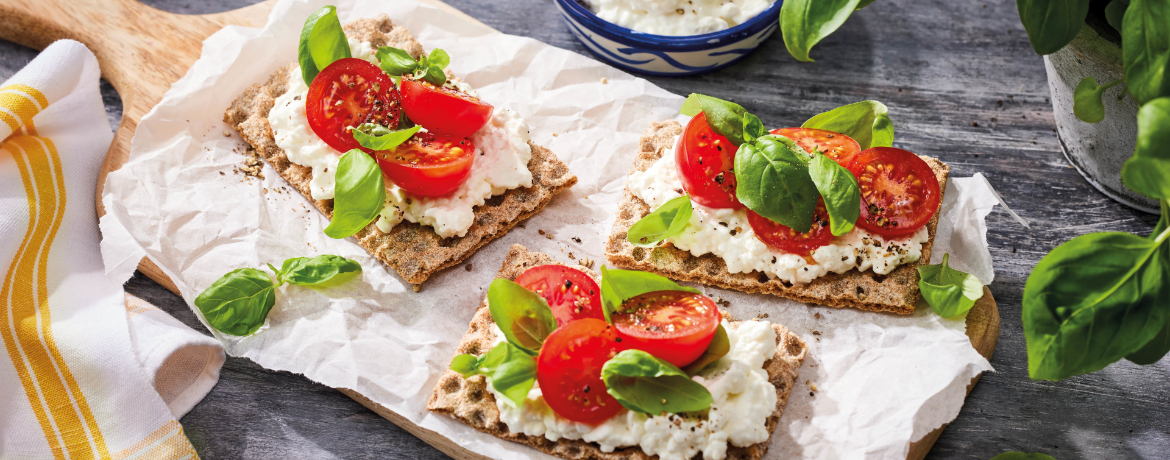 Knäckebrot mit körnigem Frischkäse für 4 Personen von lidl-kochen.de