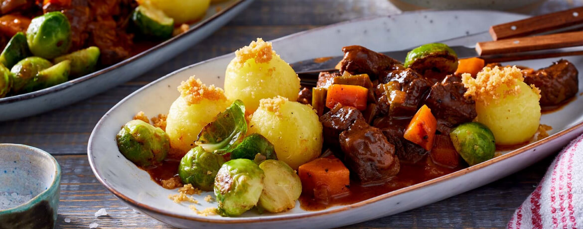 [Schnell &amp; einfach] Hirsch-Gulasch Rosenkohl Klöße | LIDL Kochen