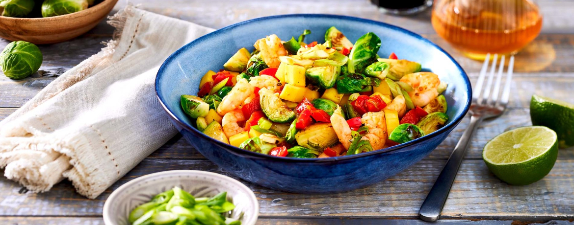 Lauwarmer Rosenkohlsalat mit Garnelen für 4 Personen von lidl-kochen.de