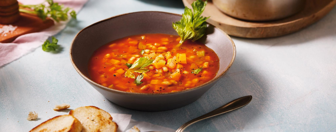 Fasolada – Griechische Weiße-Bohnen-Suppe für 4 Personen von lidl-kochen.de