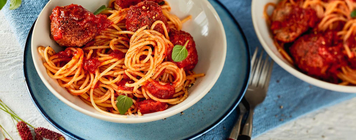 Spaghetti mit Hackbällchen in Tomatensoße für 4 Personen von lidl-kochen.de