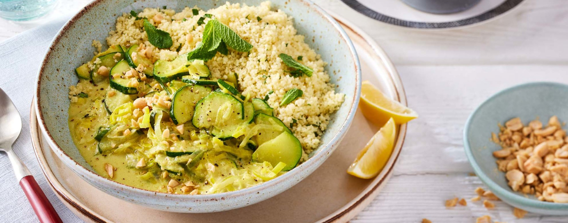 Afrikanisches Erdnusscurry mit Minz-Zitronen-Couscous für 4 Personen von lidl-kochen.de