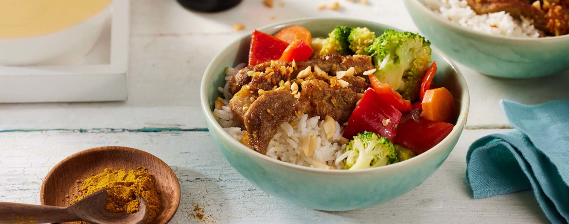 Asiatische Gemüse-Reis-Pfanne mit würzigem Kokos-Schweinefleisch für 4 Personen von lidl-kochen.de