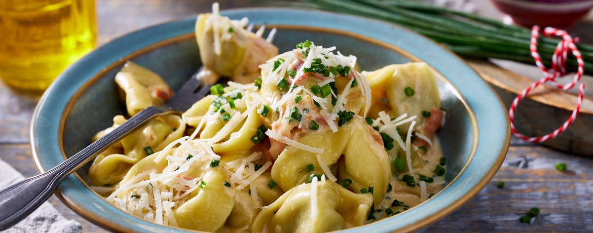 Tortelloni mit Schinken-Sahne-Sauce für 4 Personen von lidl-kochen.de