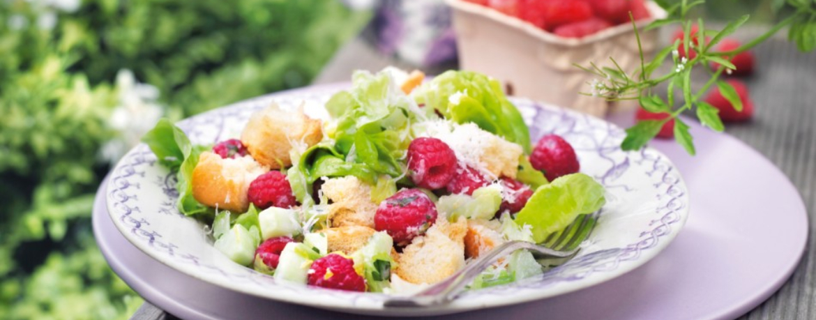 Brotsalat mit Himbeeren für 4 Personen von lidl-kochen.de