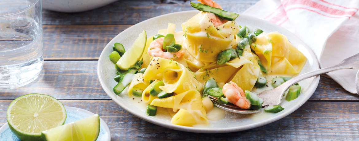 Pappardelle-Nudeln mit Garnelen und grünem Spargel für 4 Personen von lidl-kochen.de