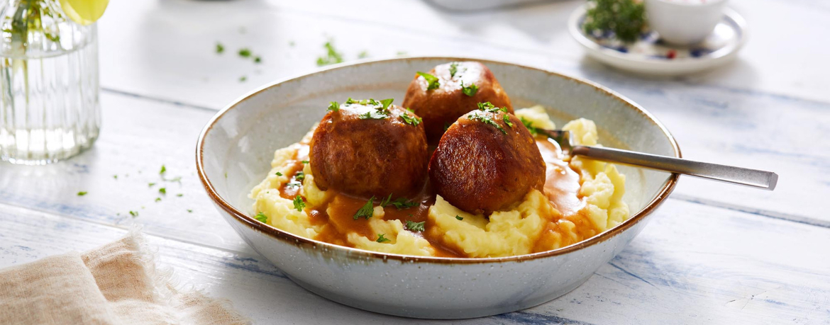 Vegane Bohnenbällchen mit Kartoffelpüree und brauner Soße für 4 Personen von lidl-kochen.de