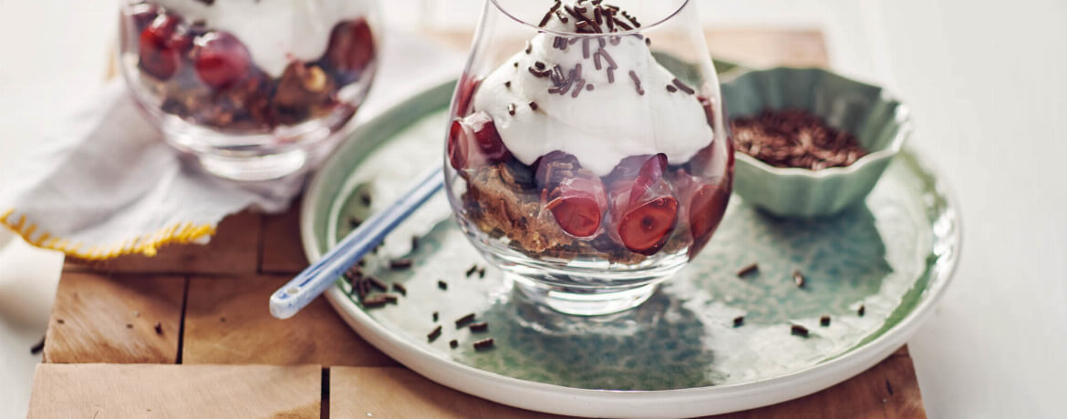 Schwarzwälder-Kirsch-Dessert im Glas für 4 Personen von lidl-kochen.de