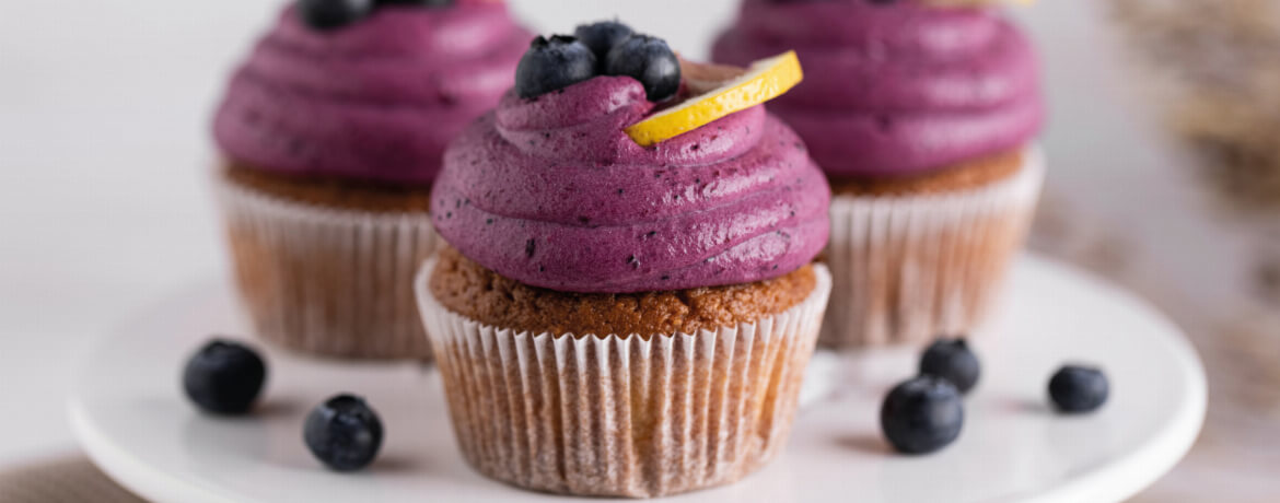 Blaubeer-Cupcakes mit Lemoncurd - Rezept | LIDL Kochen