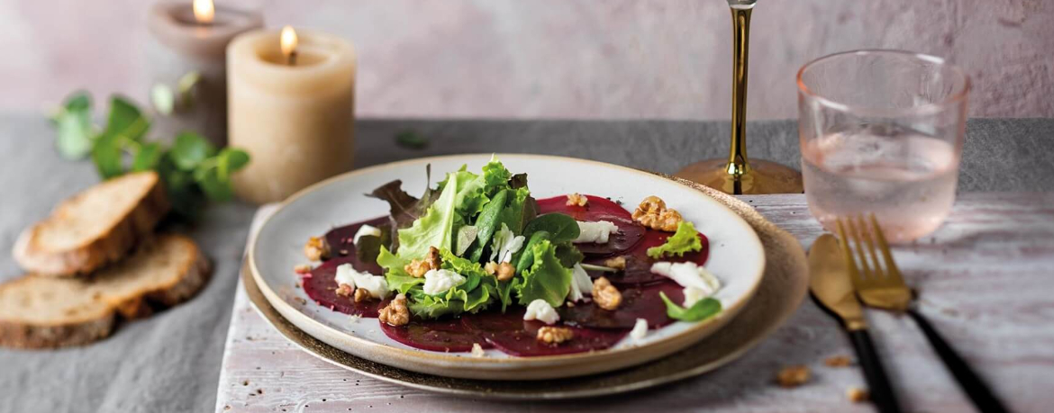 Carpaccio von Roter Bete an Ziegenkäse und karamelisierter Walnuss für 4 Personen von lidl-kochen.de