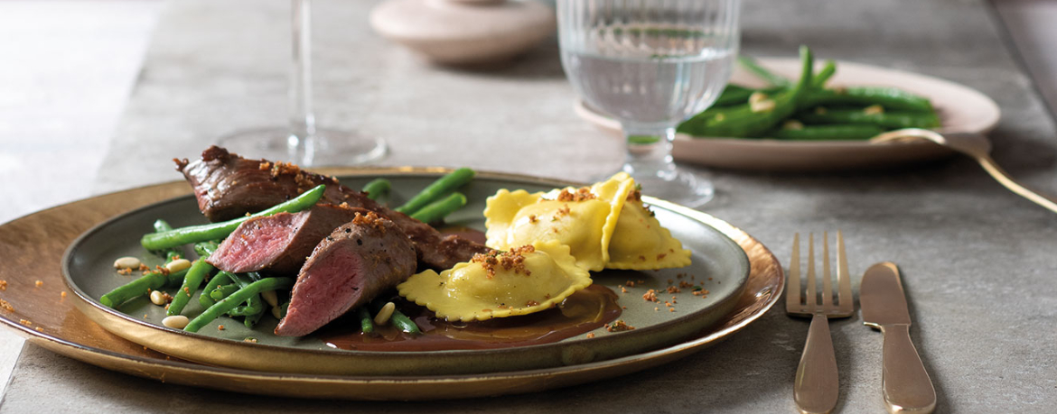 Lammfilet mit grünen Bohnen und gefüllten Capeletti in Burgundersauce für 4 Personen von lidl-kochen.de