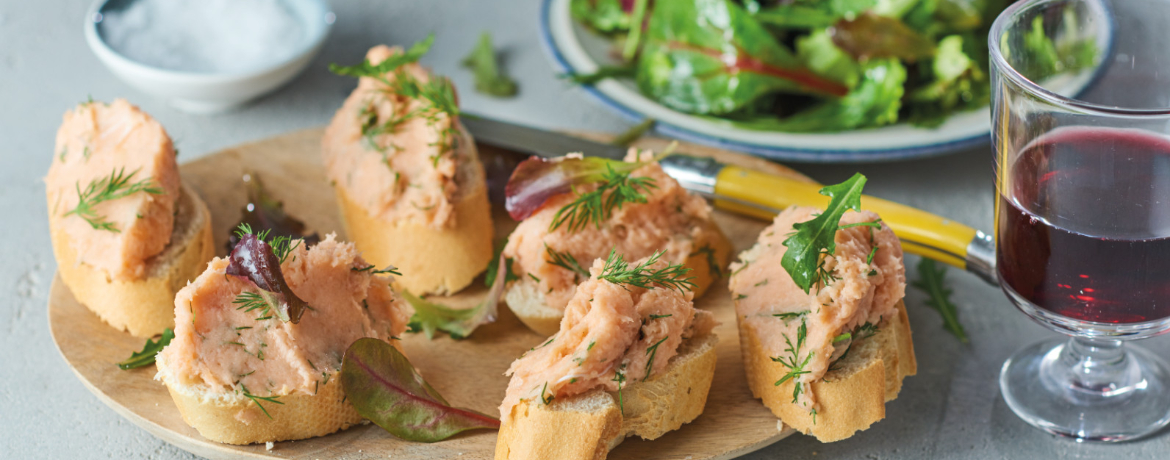 Lachscreme mit Salat für 4 Personen von lidl-kochen.de