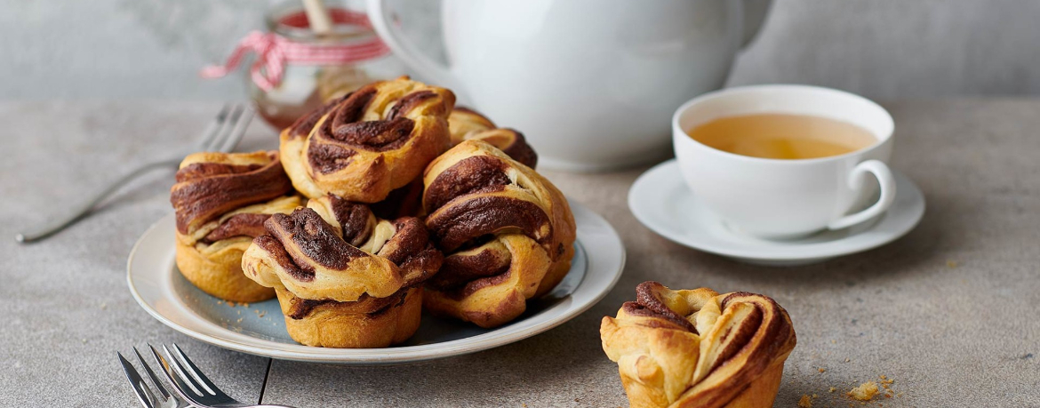 Schnelle Schoko-Croissant-Muffins für 4 Personen von lidl-kochen.de
