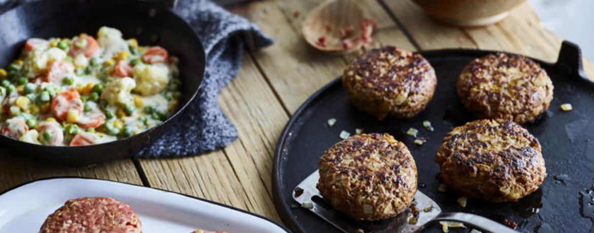 Frikadellen mit Sahnegemüse für 4 Personen von lidl-kochen.de