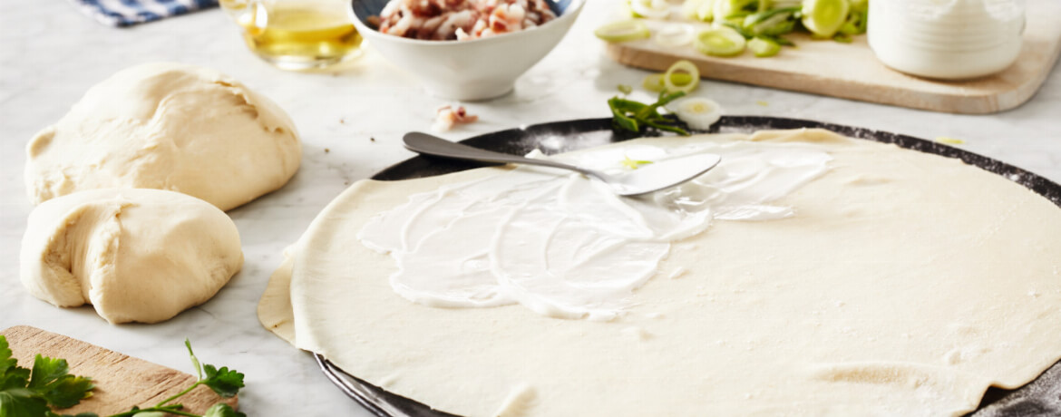 Flammkuchenteig Grundrezept - Rezept | LIDL Kochen