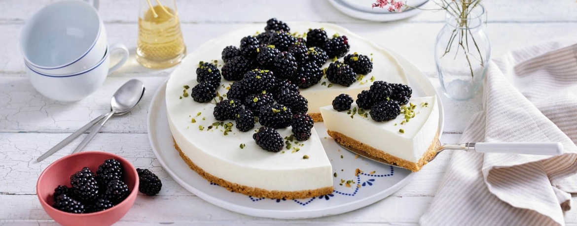 Joghurtkuchen mit Brombeeren für 16 Personen von lidl-kochen.de