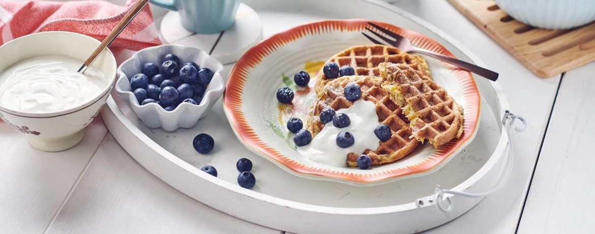 Gesunde Frühstückswaffeln mit Beeren für 4 Personen von lidl-kochen.de