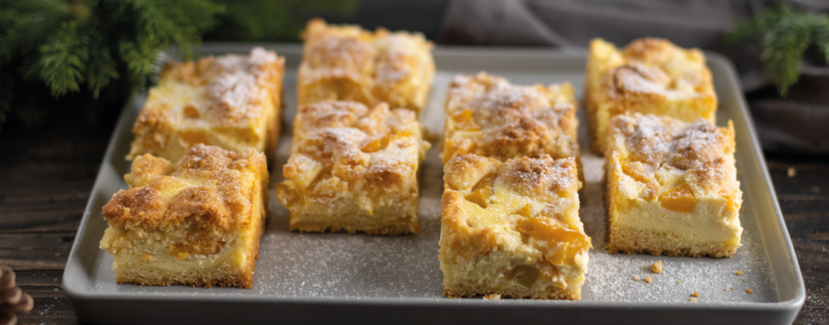 Saftiger Quarkkuchen vom Blech mit Käsekuchenschicht und Streuseln für 16 Personen von lidl-kochen.de