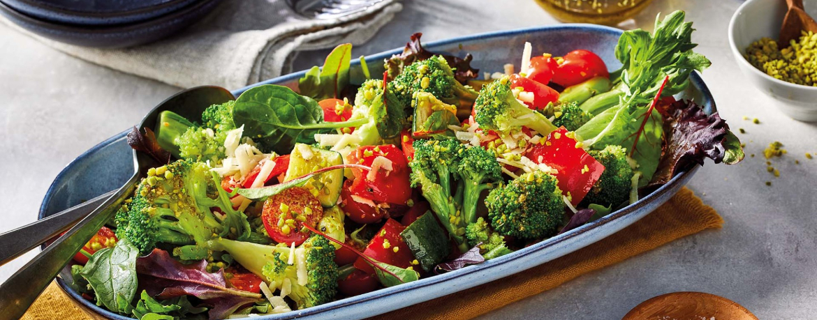 Gemüsesalat mit Pestodressing für 4 Personen von lidl-kochen.de