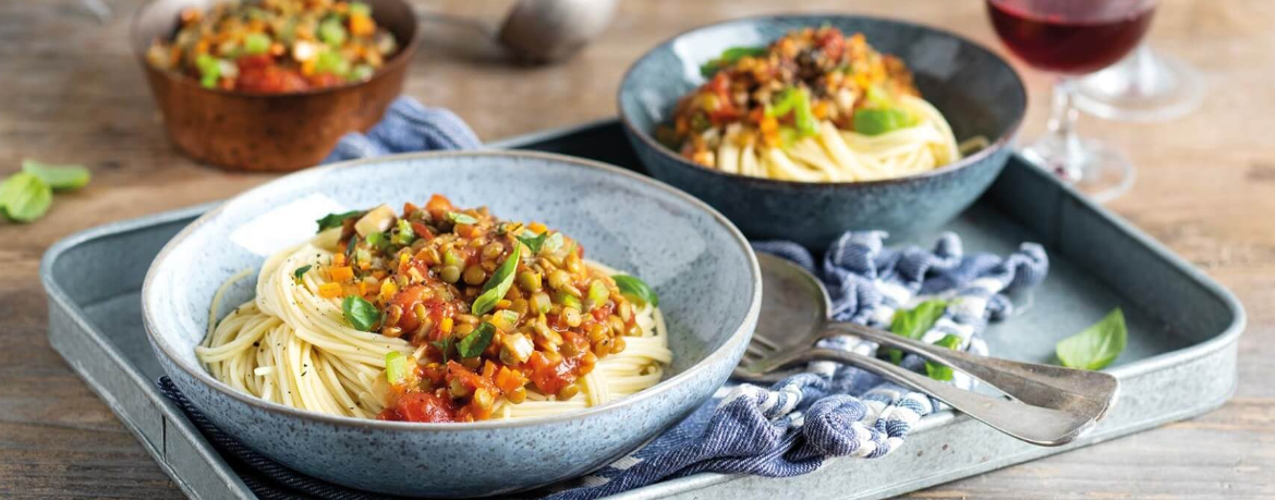 Spaghetti mit veganer Linsen-Bolognese für 4 Personen von lidl-kochen.de