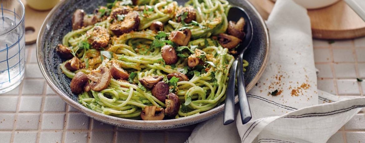 Vegane Pasta mit Erbsensauce und Pilzen für 4 Personen von lidl-kochen.de