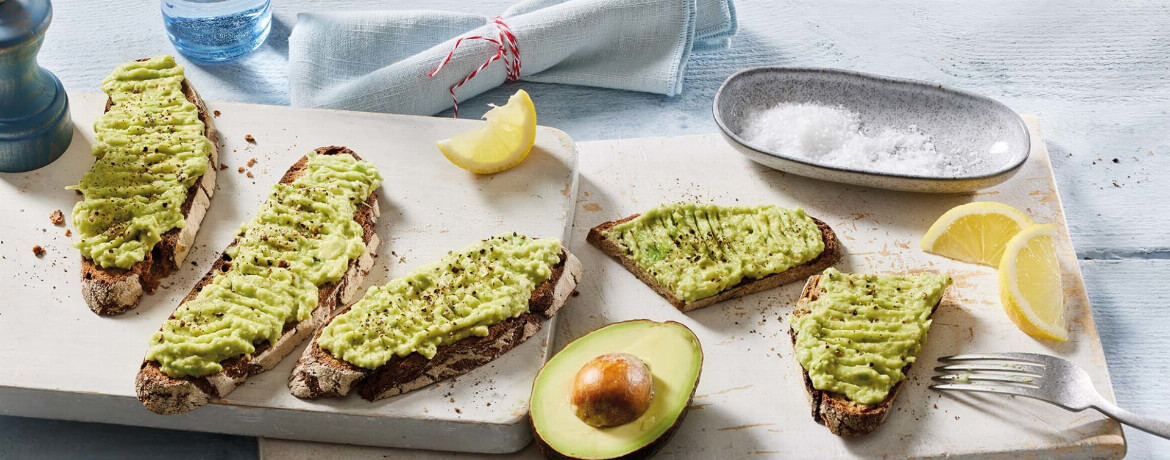 Belegtes Brot mit Avocado - Rezept | LIDL Kochen