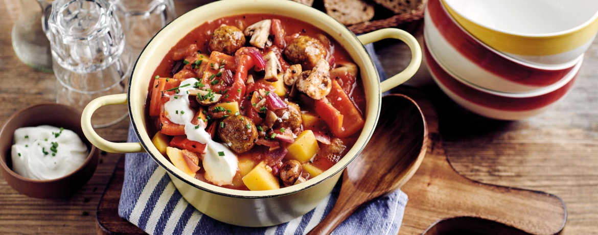 Veganer Räubertopf mit Champignons und veganen Mini-Frikadellen für 4 Personen von lidl-kochen.de