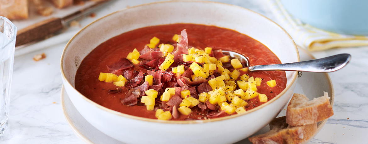 Tomaten-Mango-Suppe mit Knusperschinken für 4 Personen von lidl-kochen.de