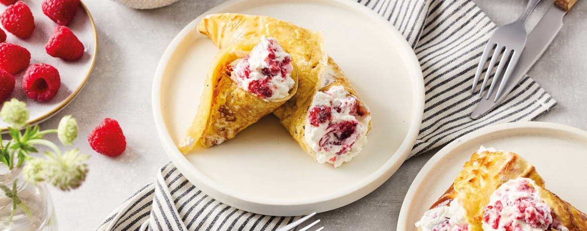 Pfannkuchen mit Himbeeren und Sahne - Rezept | LIDL Kochen