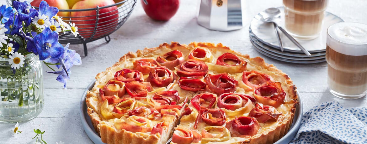Apfelrosen-Tarte für 16 Personen von lidl-kochen.de