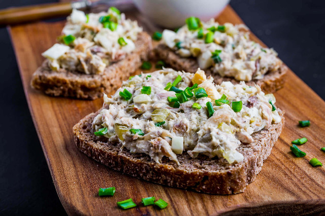 Makrelen-Dip mit Gewürzgurken - Rezept | LIDL Kochen Makrelen-Dip mit Gewürzgurken - Rezept | LIDL Kochen