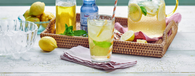 Zitronenlimonade selbst gemacht - Rezept | LIDL Kochen Zitronenlimonade selbst gemacht - Rezept | LIDL Kochen