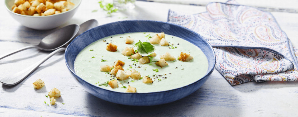 Kalte Melonen-Gurken-Suppe mit Croûtons - Rezept | LIDL Kochen