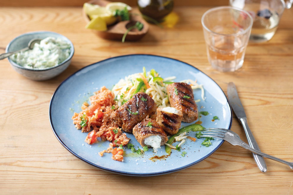 Bifteki mit Kraut-Salat &amp; Reis - Rezept | LIDL Kochen