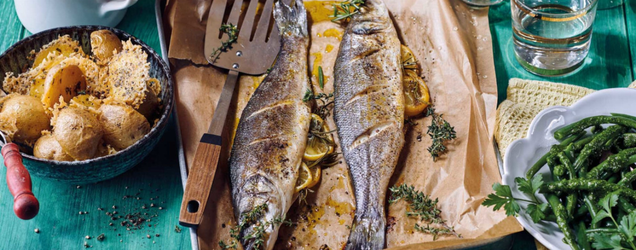 Wolfsbarsch mit Parmesankartoffeln - Rezept | LIDL Kochen