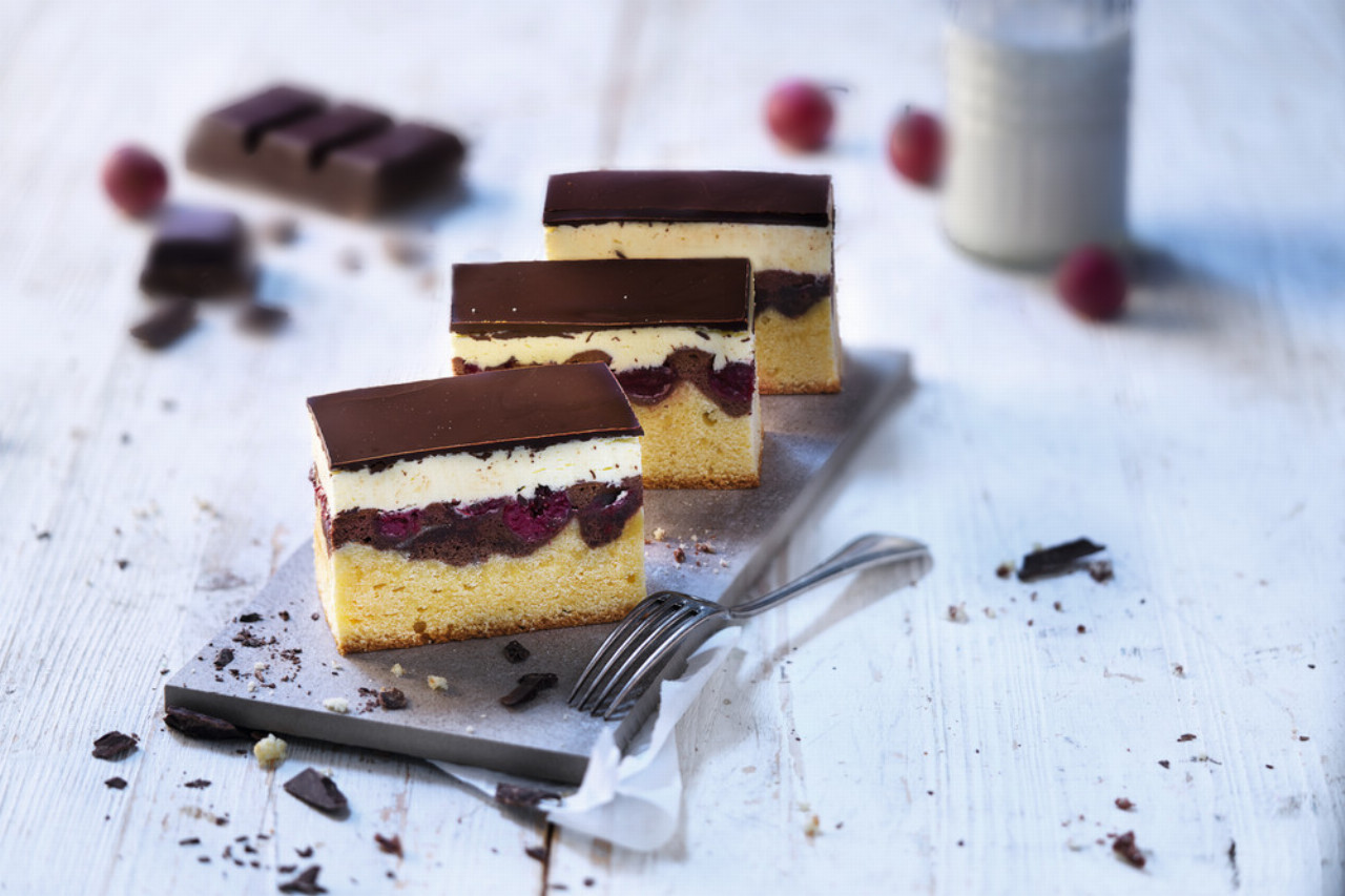 Donauwelle mit Sauerkirschen - Monsieur Cuisine Rezept