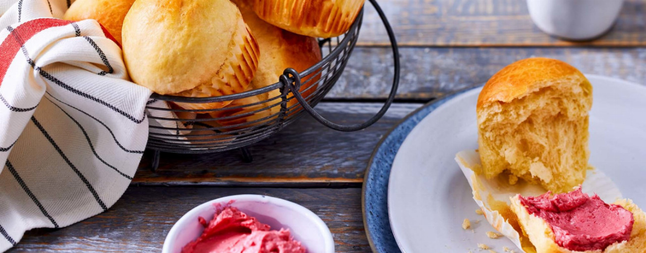 Kleine Brioches mit Himbeerbutter - Rezept | LIDL Kochen